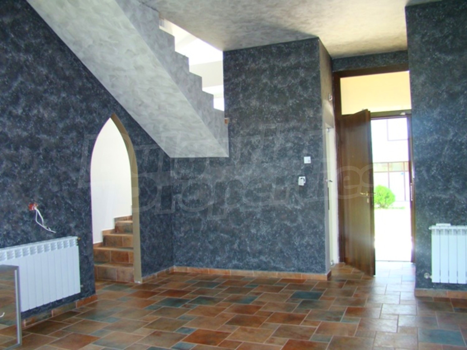 Gallery Picture 9