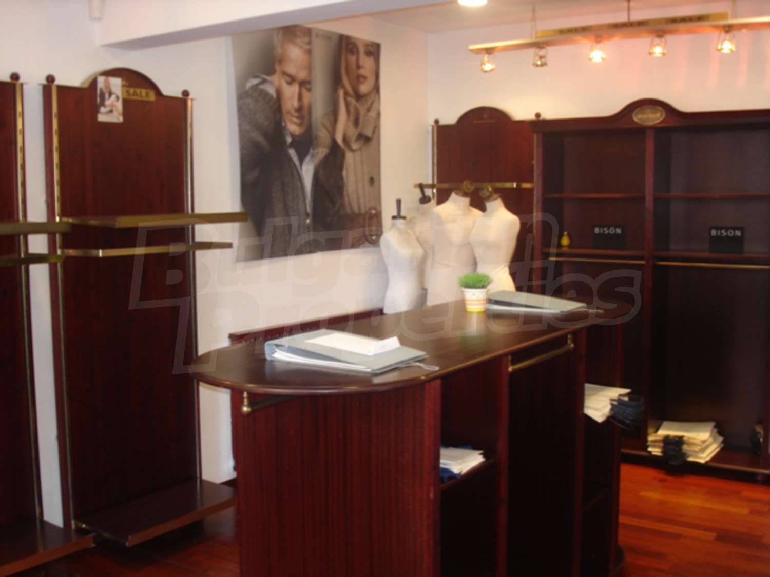 Gallery Picture 4