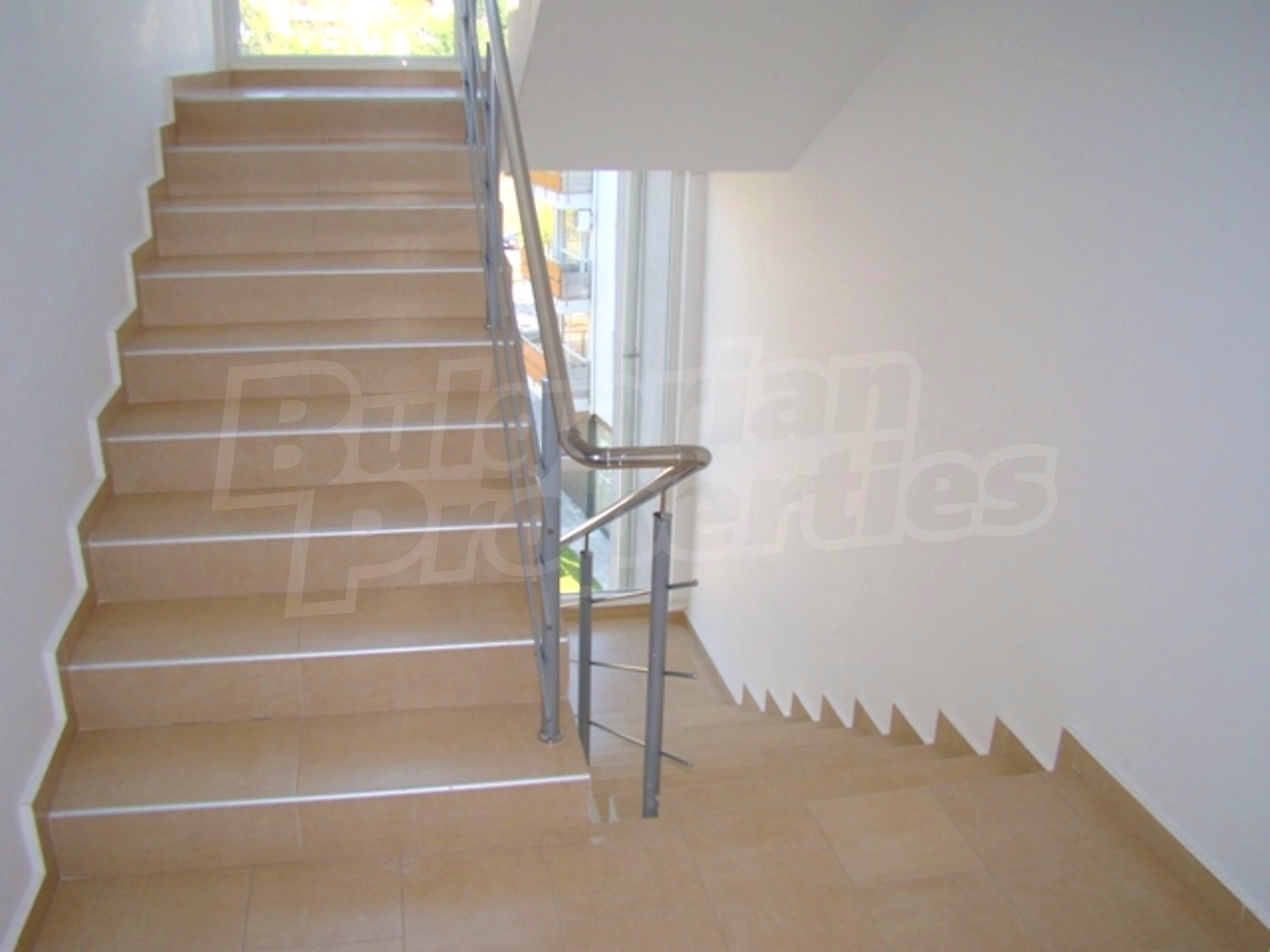 Gallery Picture 6