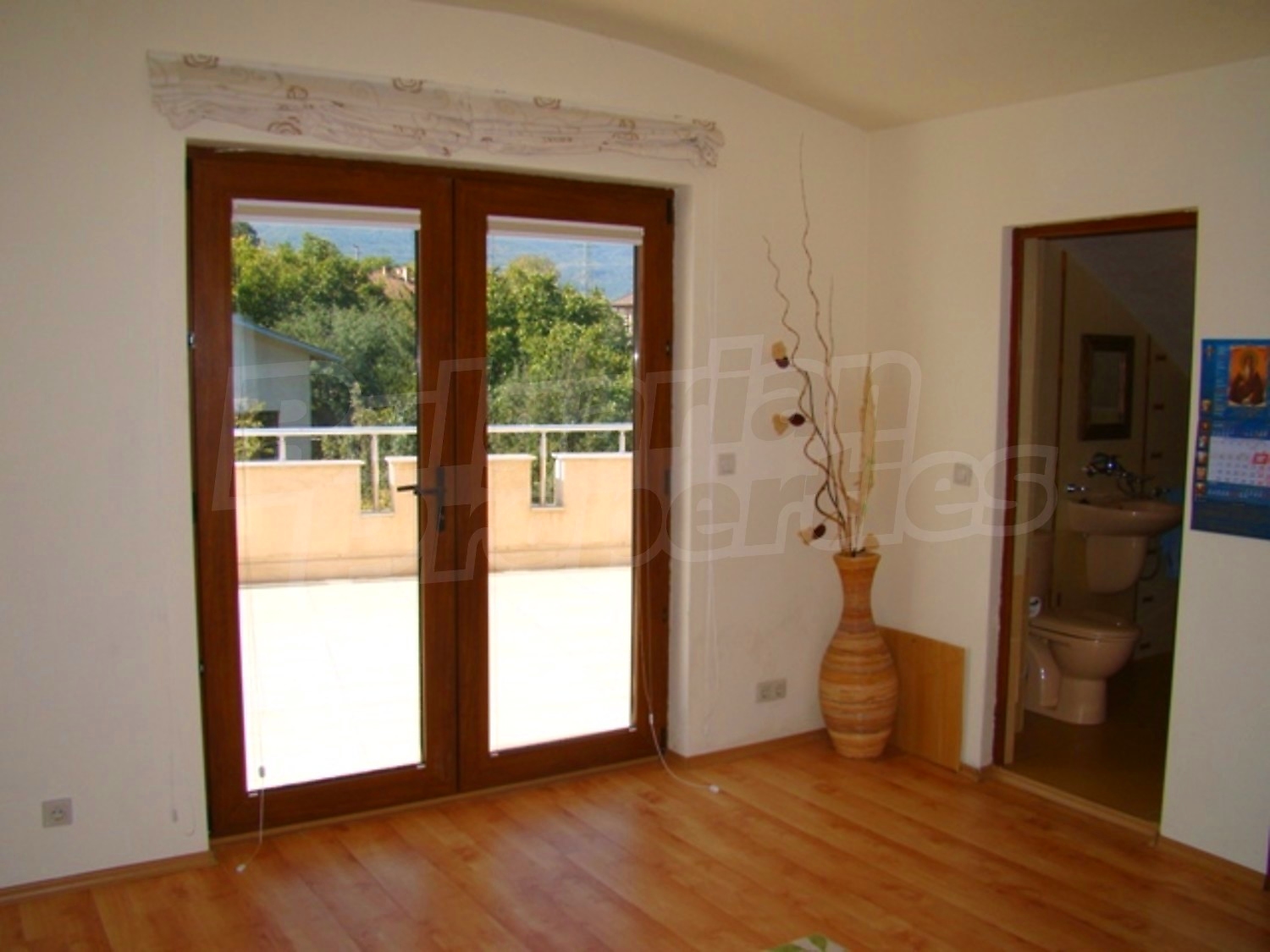 Gallery Picture 28