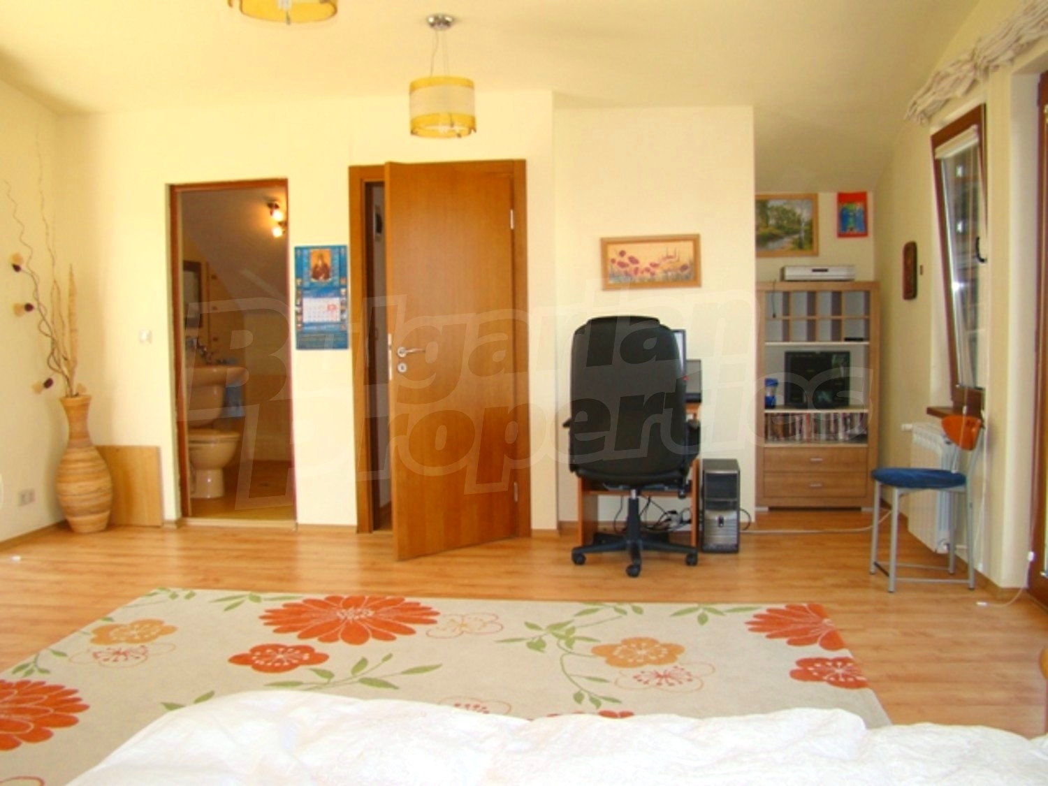Gallery Picture 29
