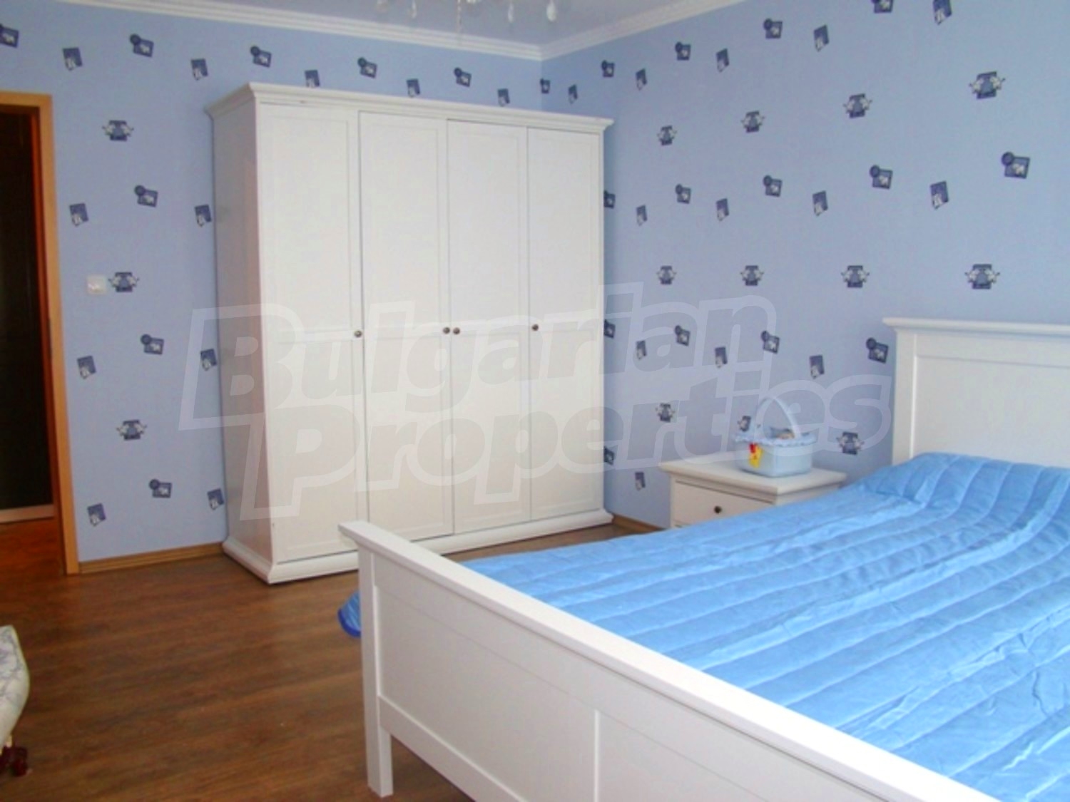 Gallery Picture 15