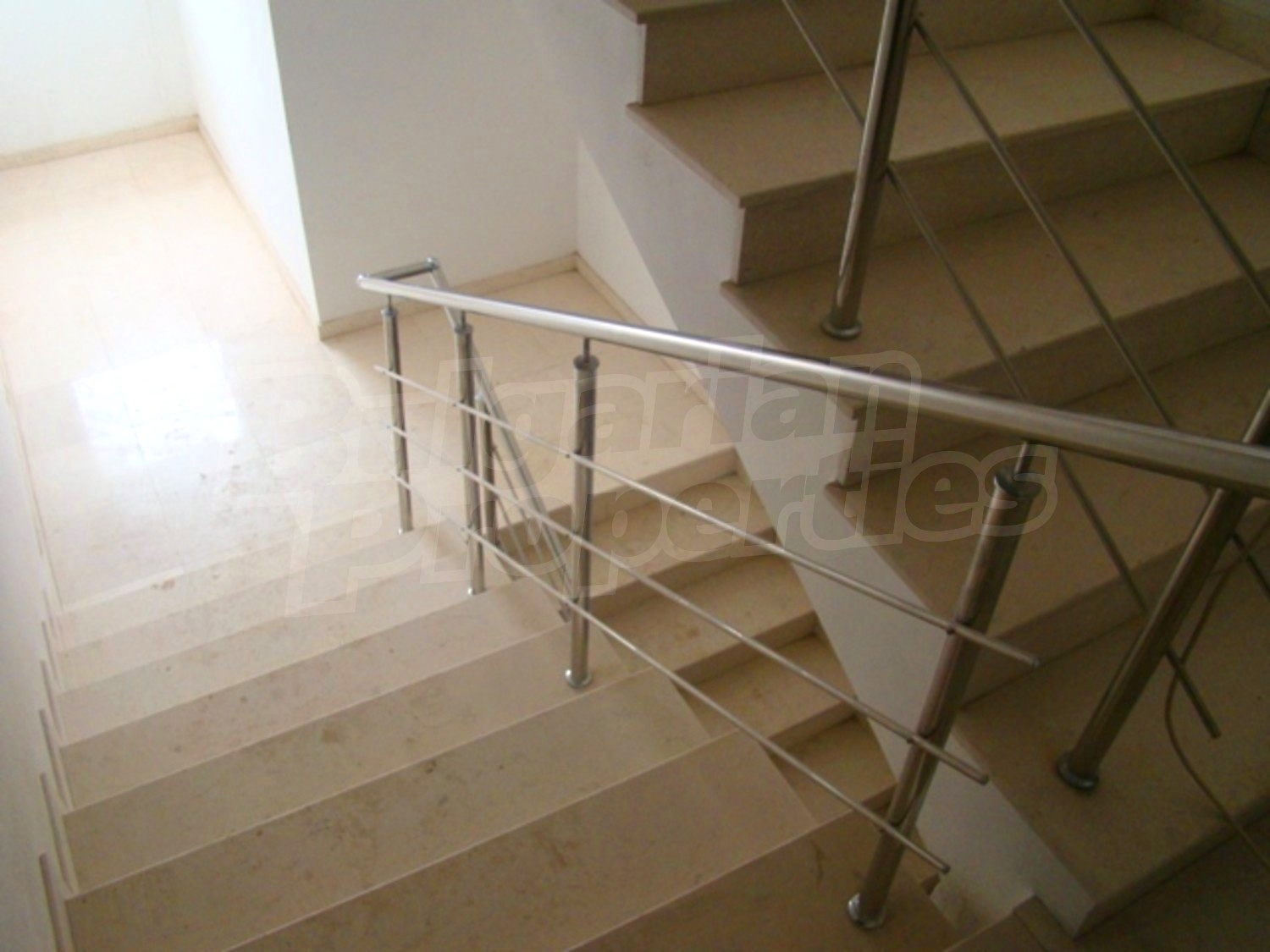 Gallery Picture 3