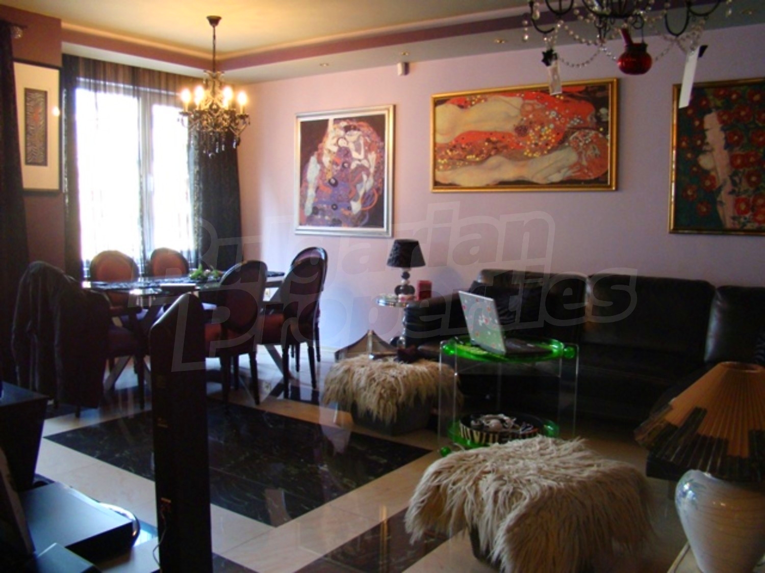 Gallery Picture 10