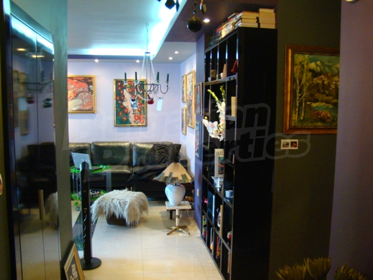 Gallery Picture 9