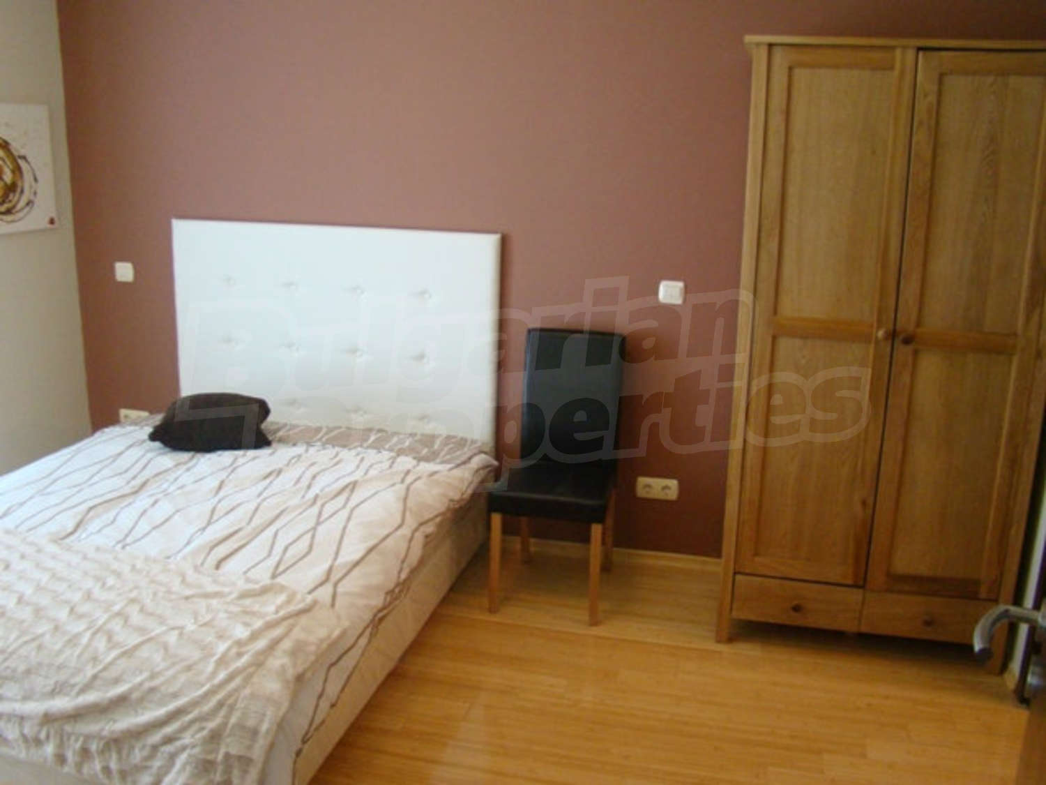 Gallery Picture 25