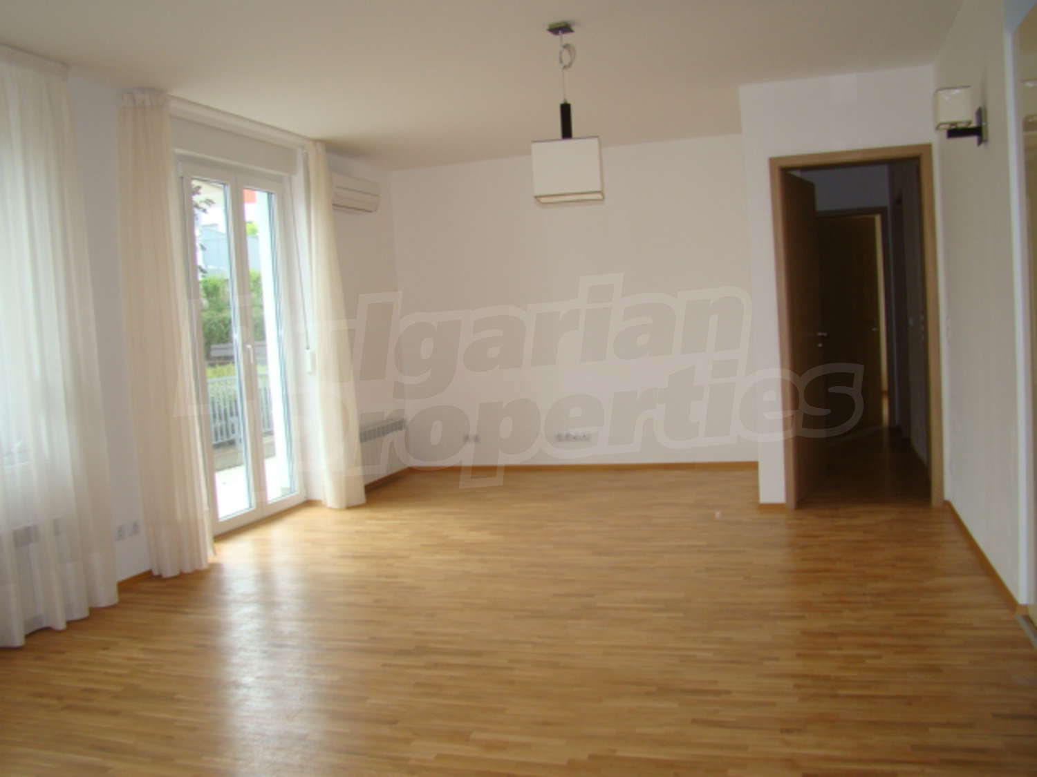 Gallery Picture 11