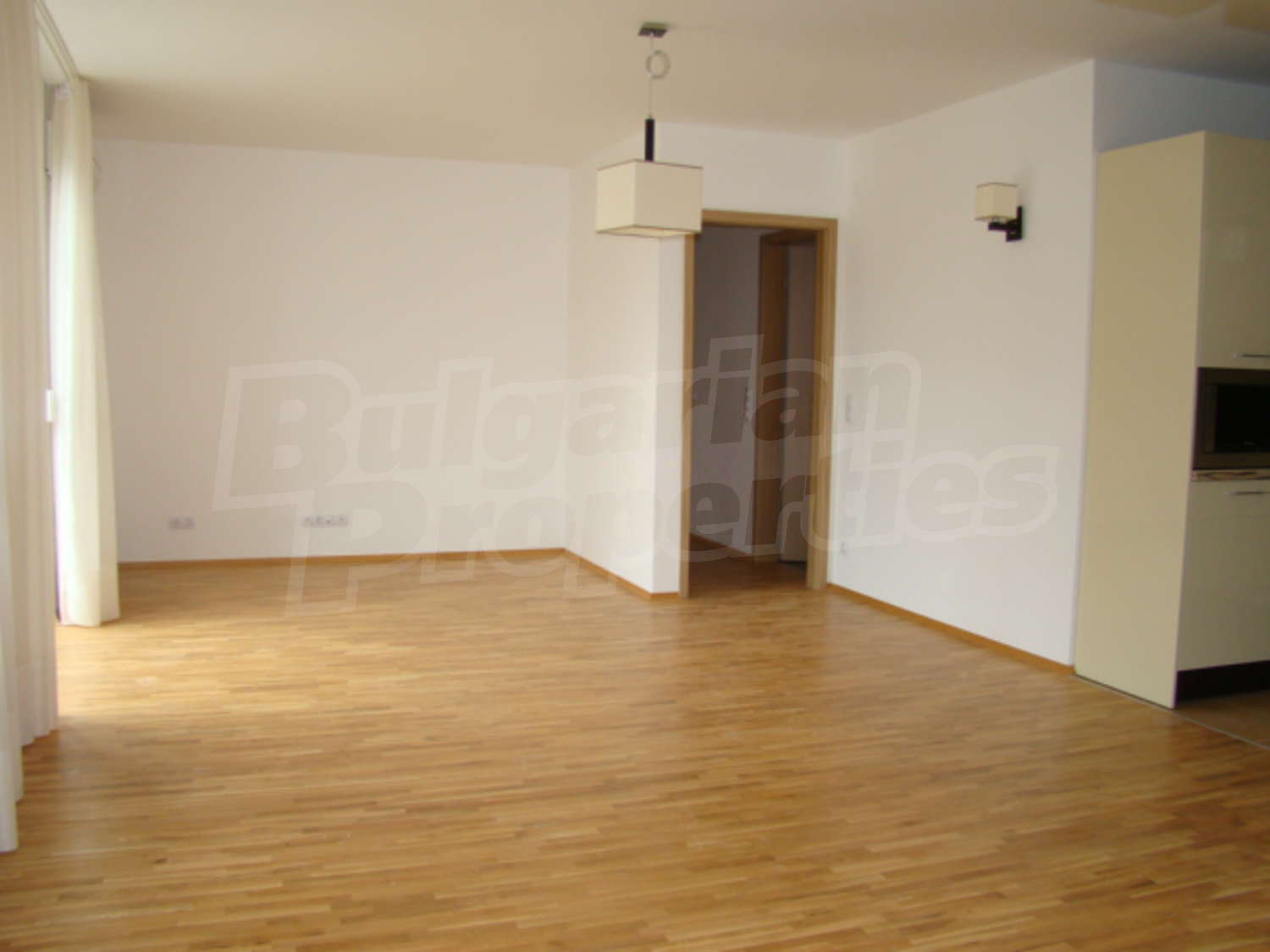 Gallery Picture 14