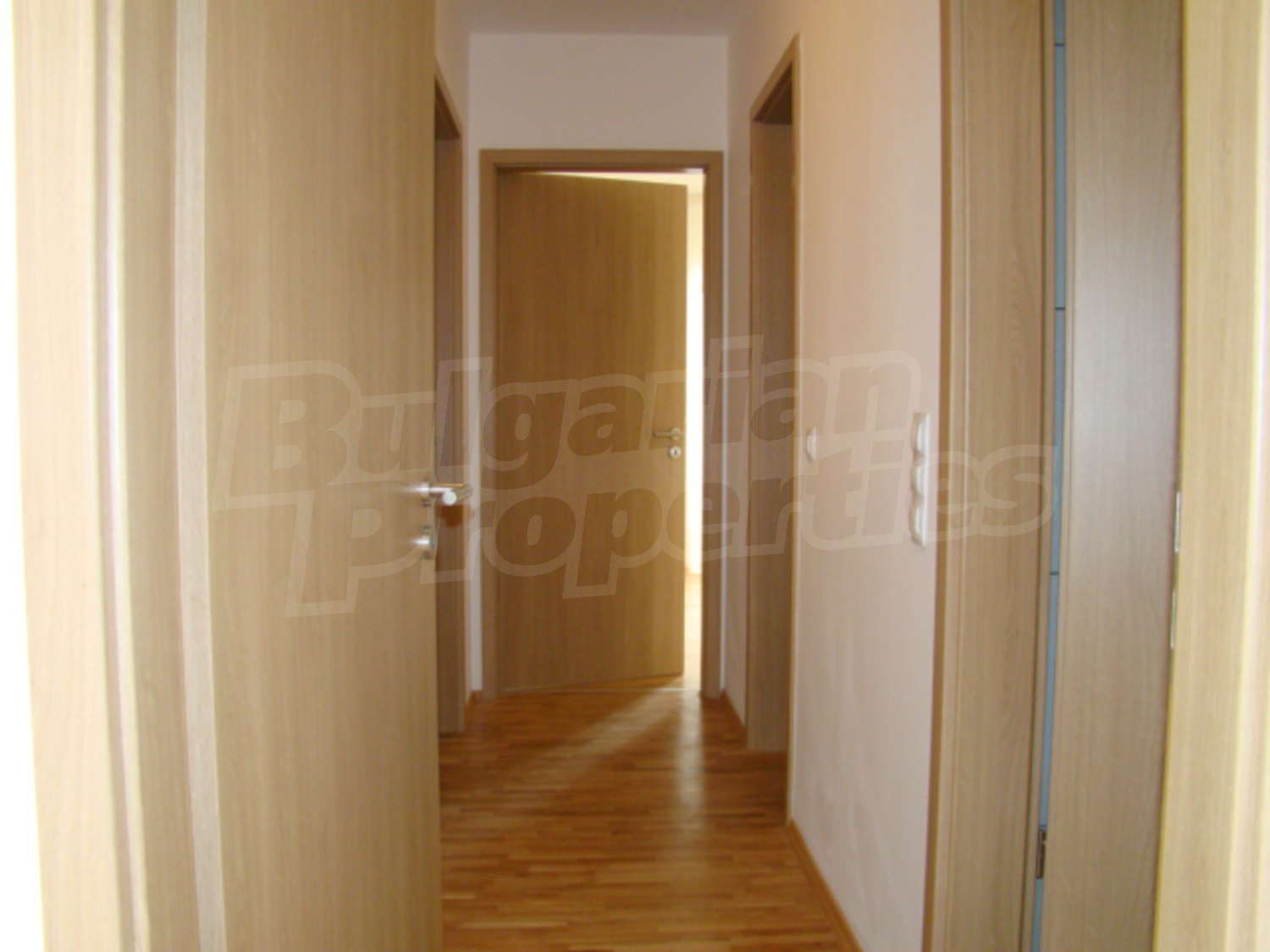 Gallery Picture 24