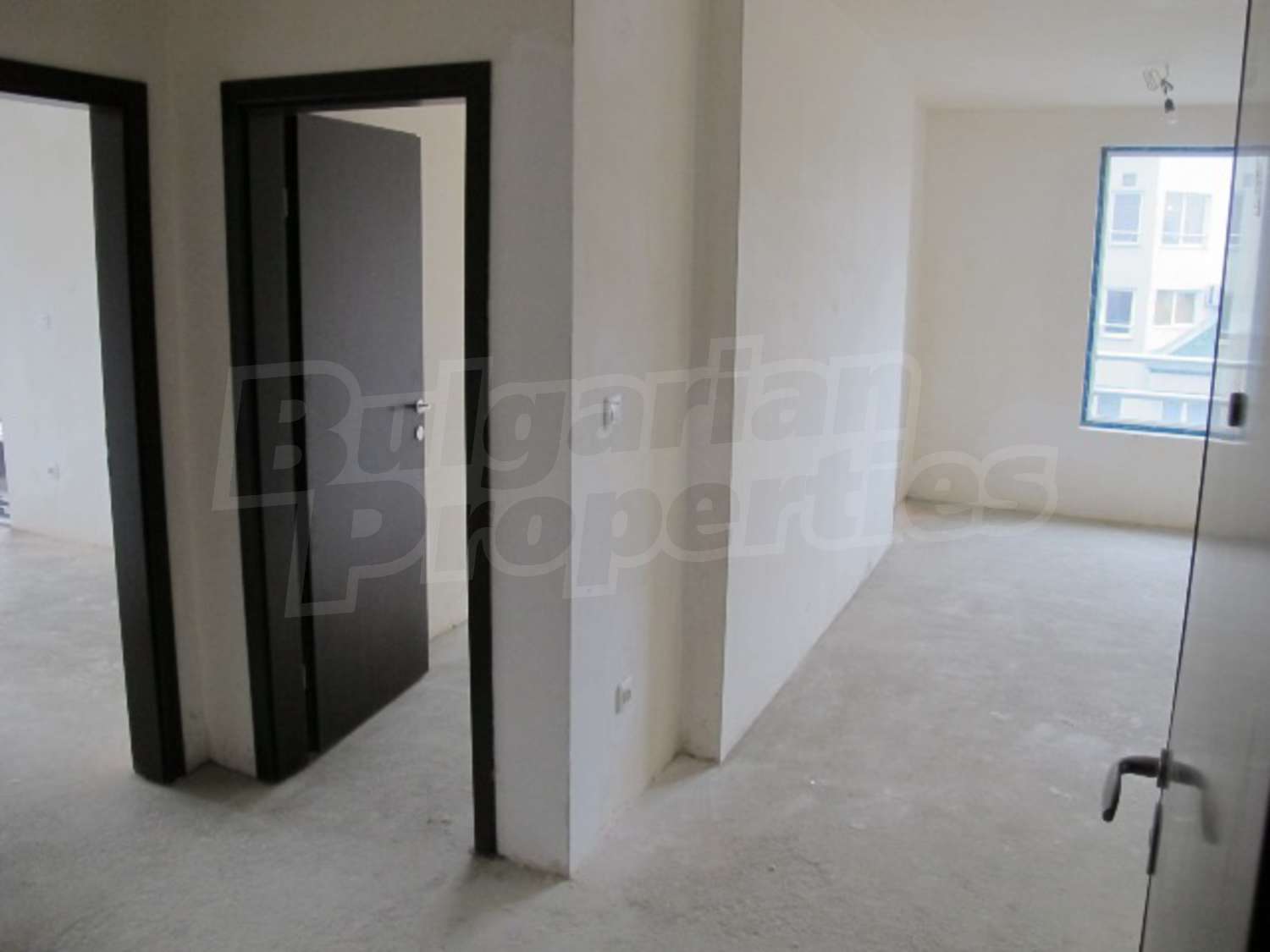 Gallery Picture 4