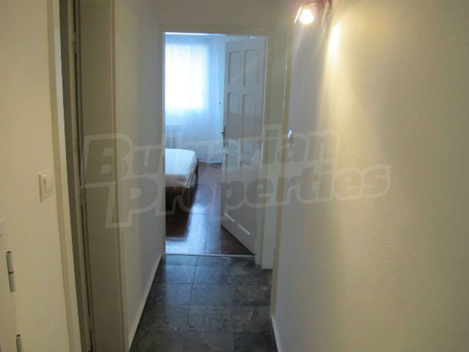 Gallery Picture 11
