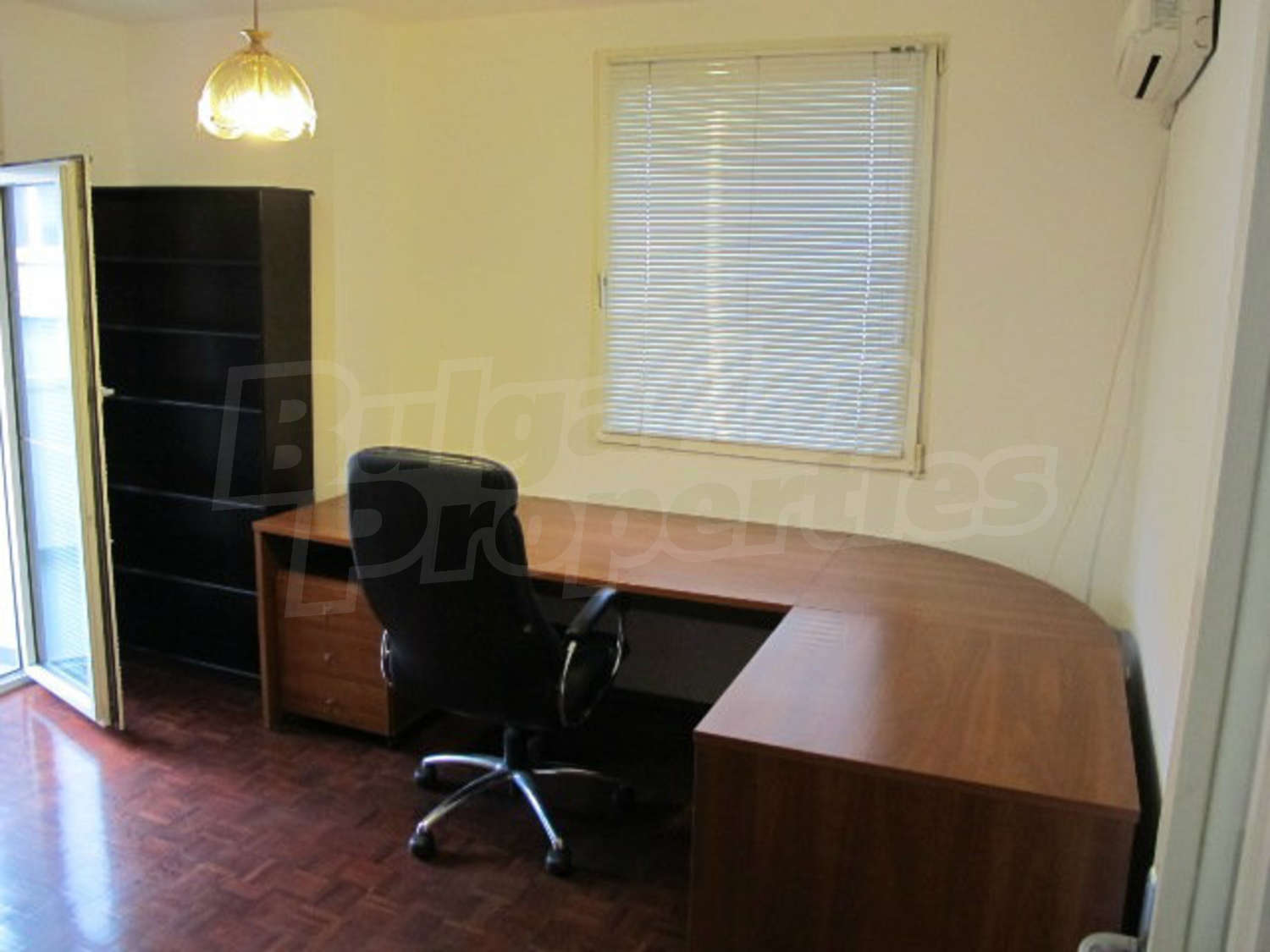 Gallery Picture 17
