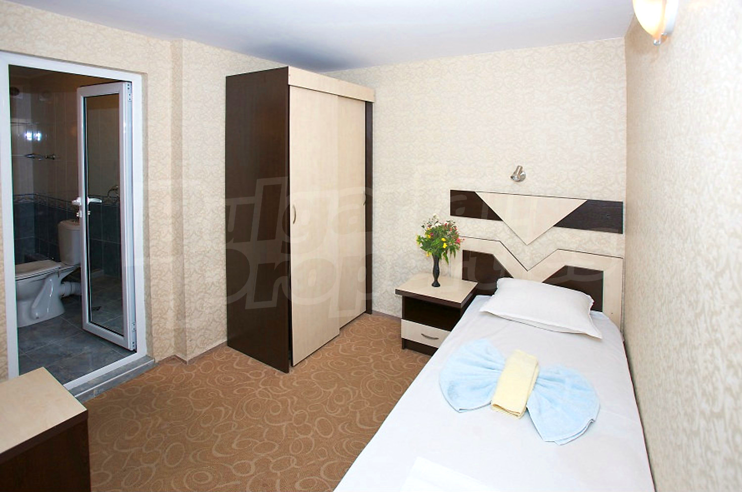 Gallery Picture 14