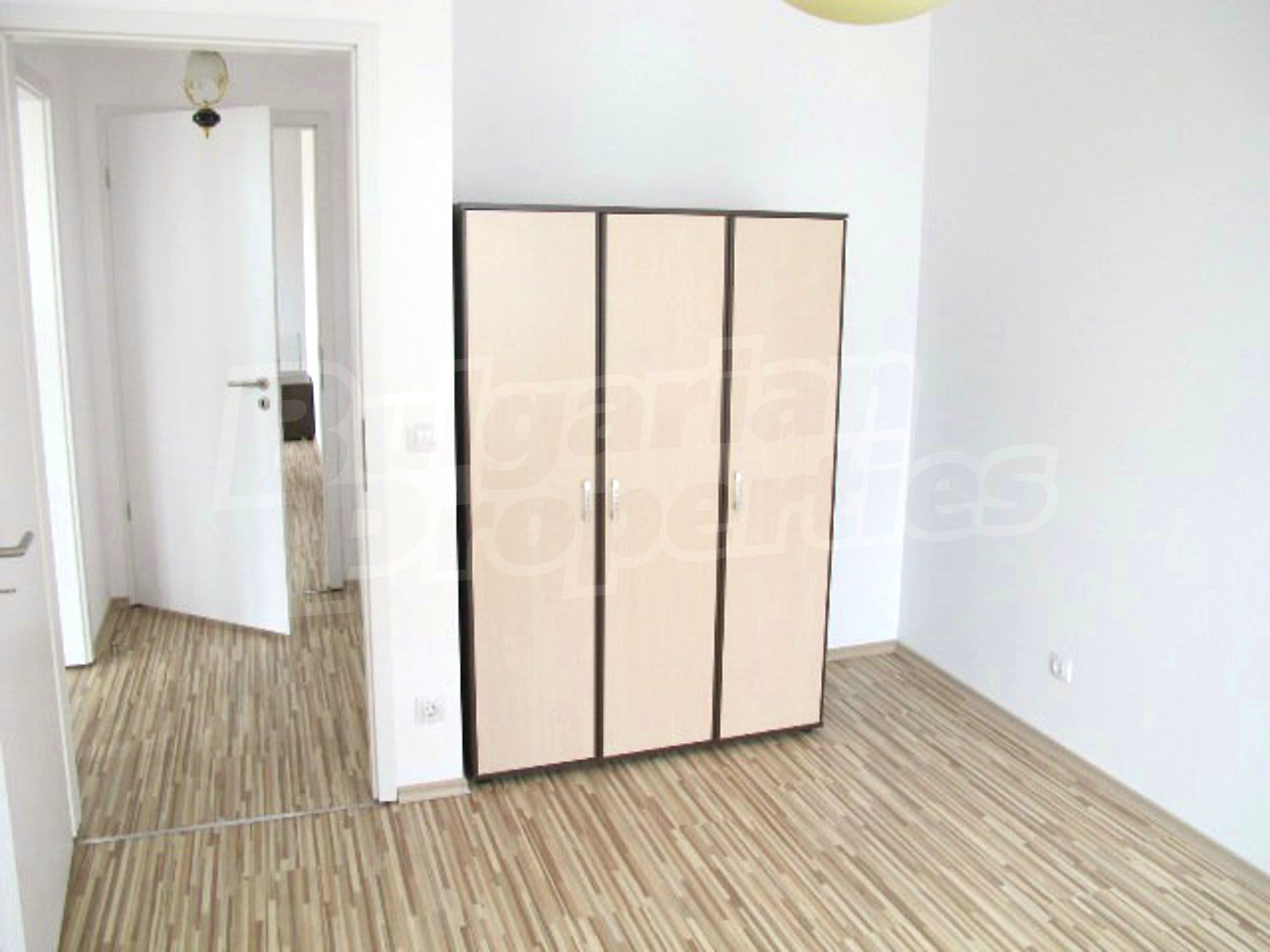 Gallery Picture 22