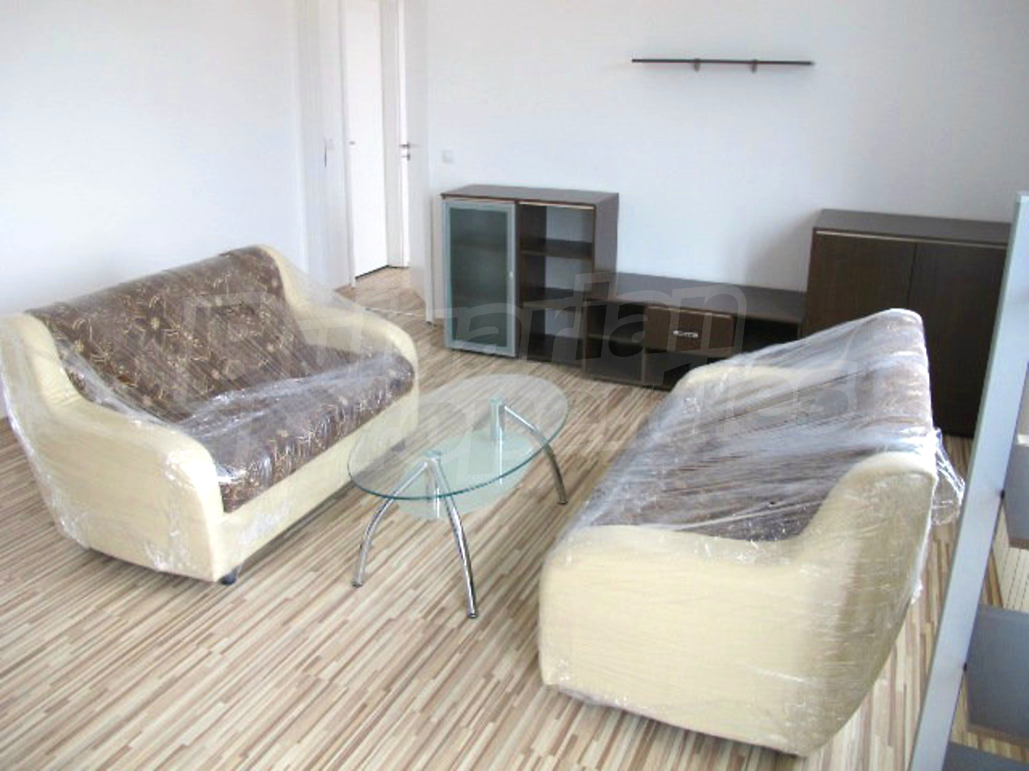 Gallery Picture 19