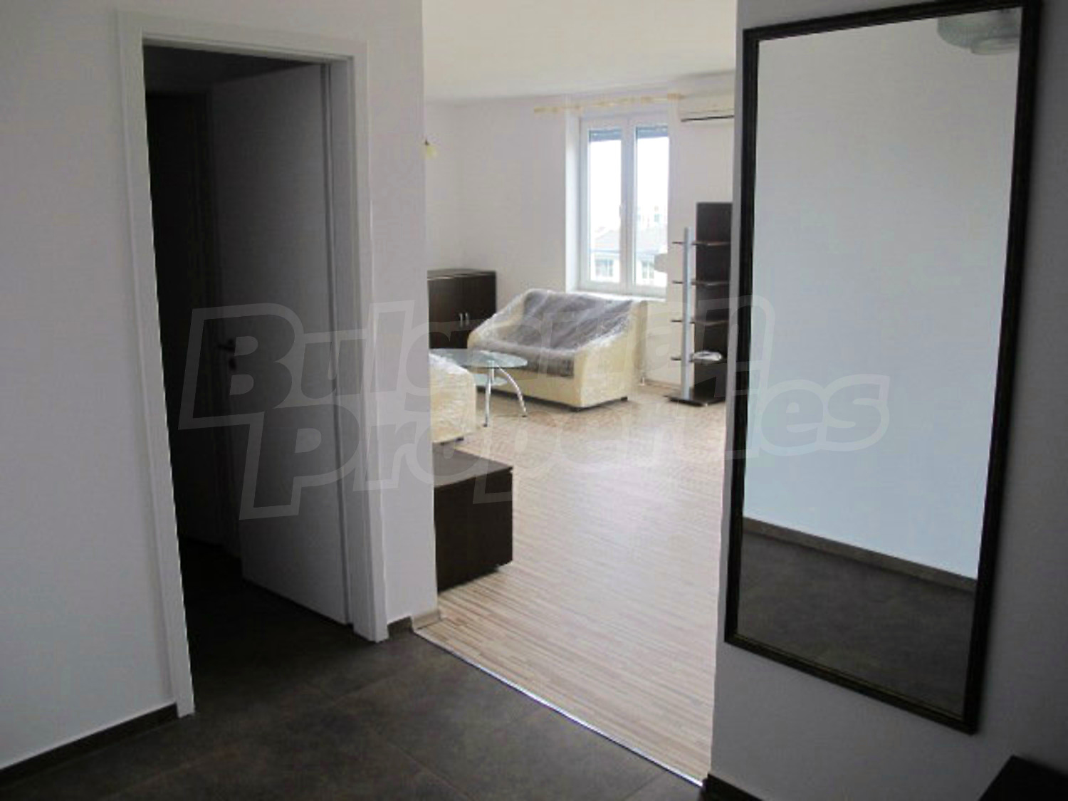 Gallery Picture 9