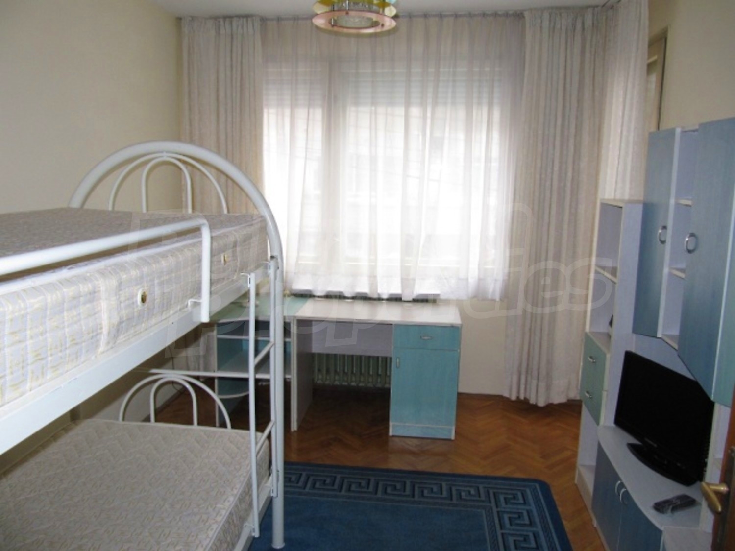Gallery Picture 8