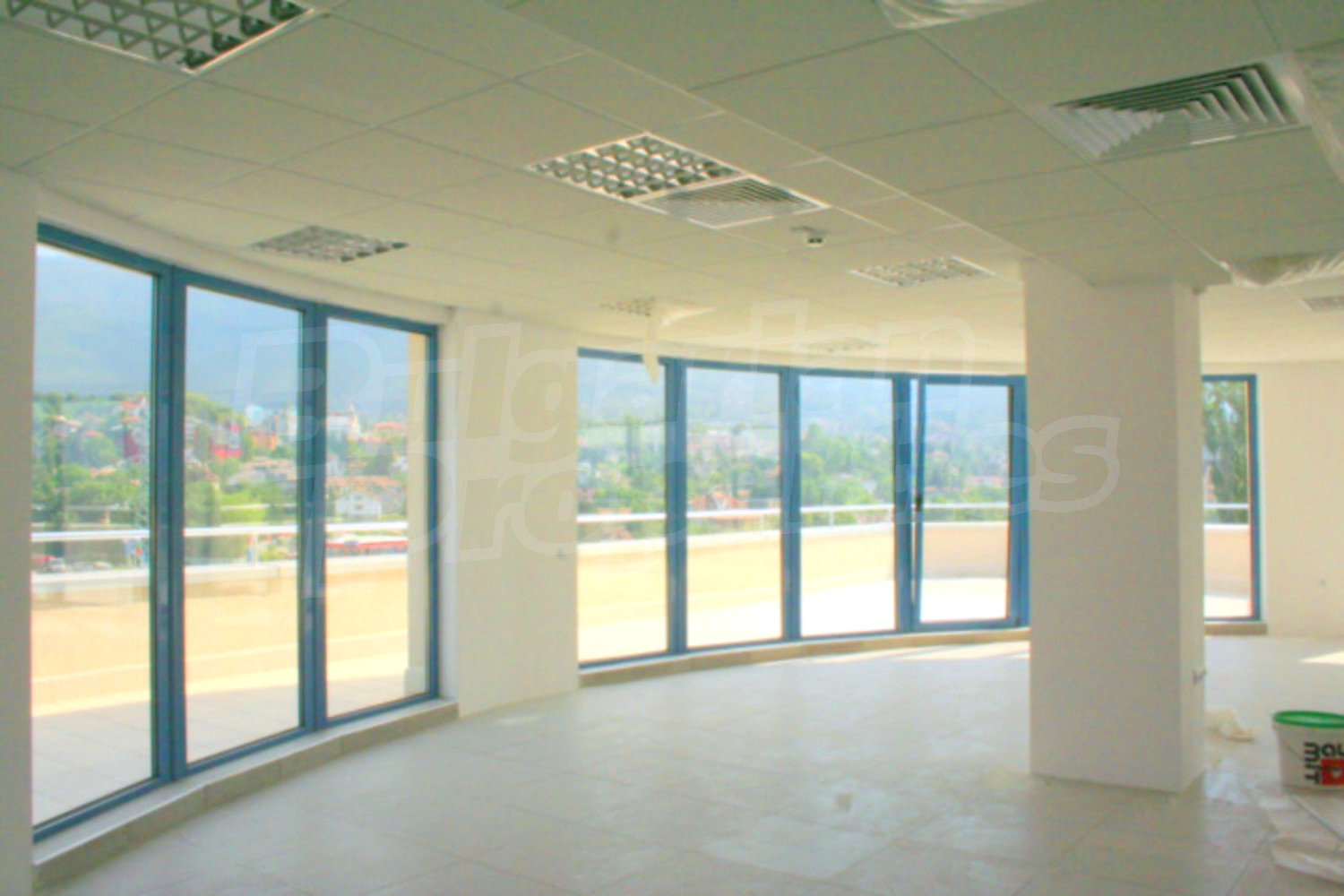 Gallery Picture 2