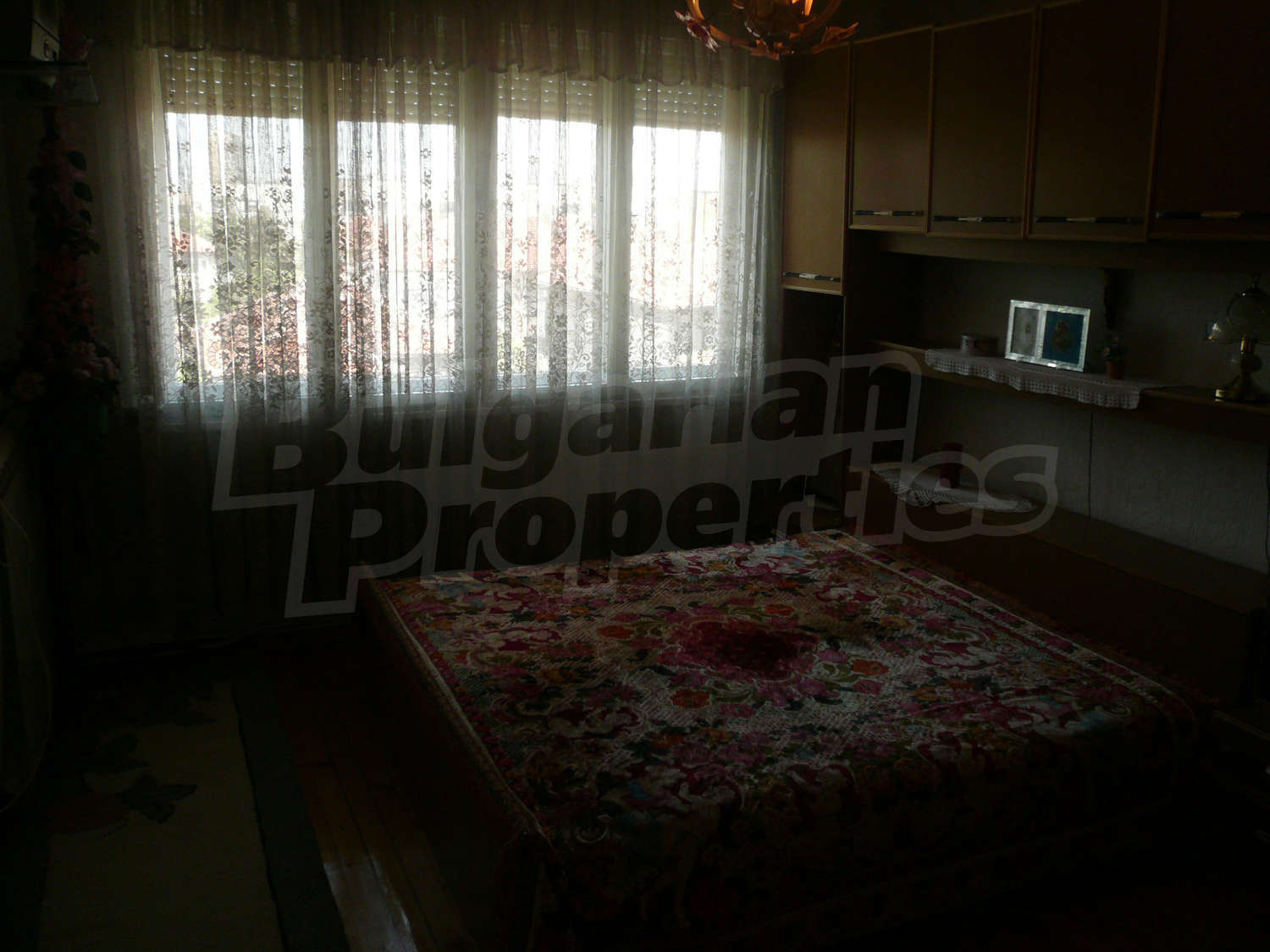 Gallery Picture 4