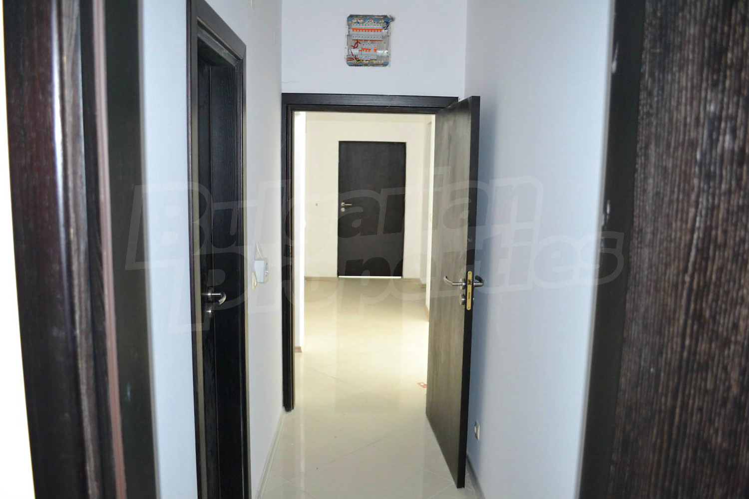 Gallery Picture 10