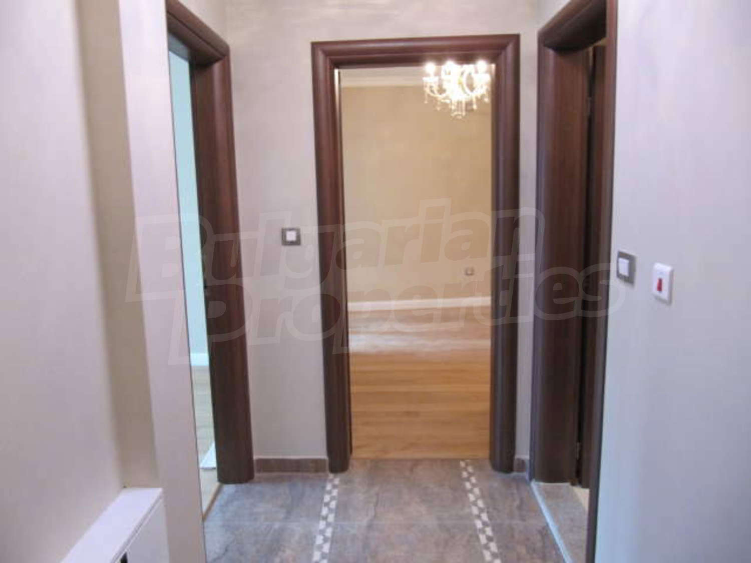 Gallery Picture 11