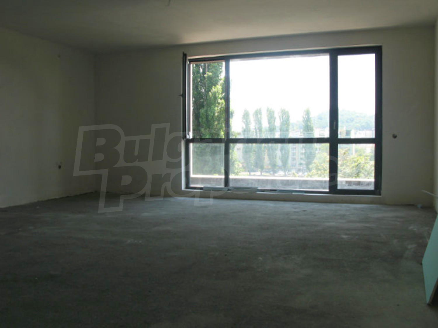 Gallery Picture 3