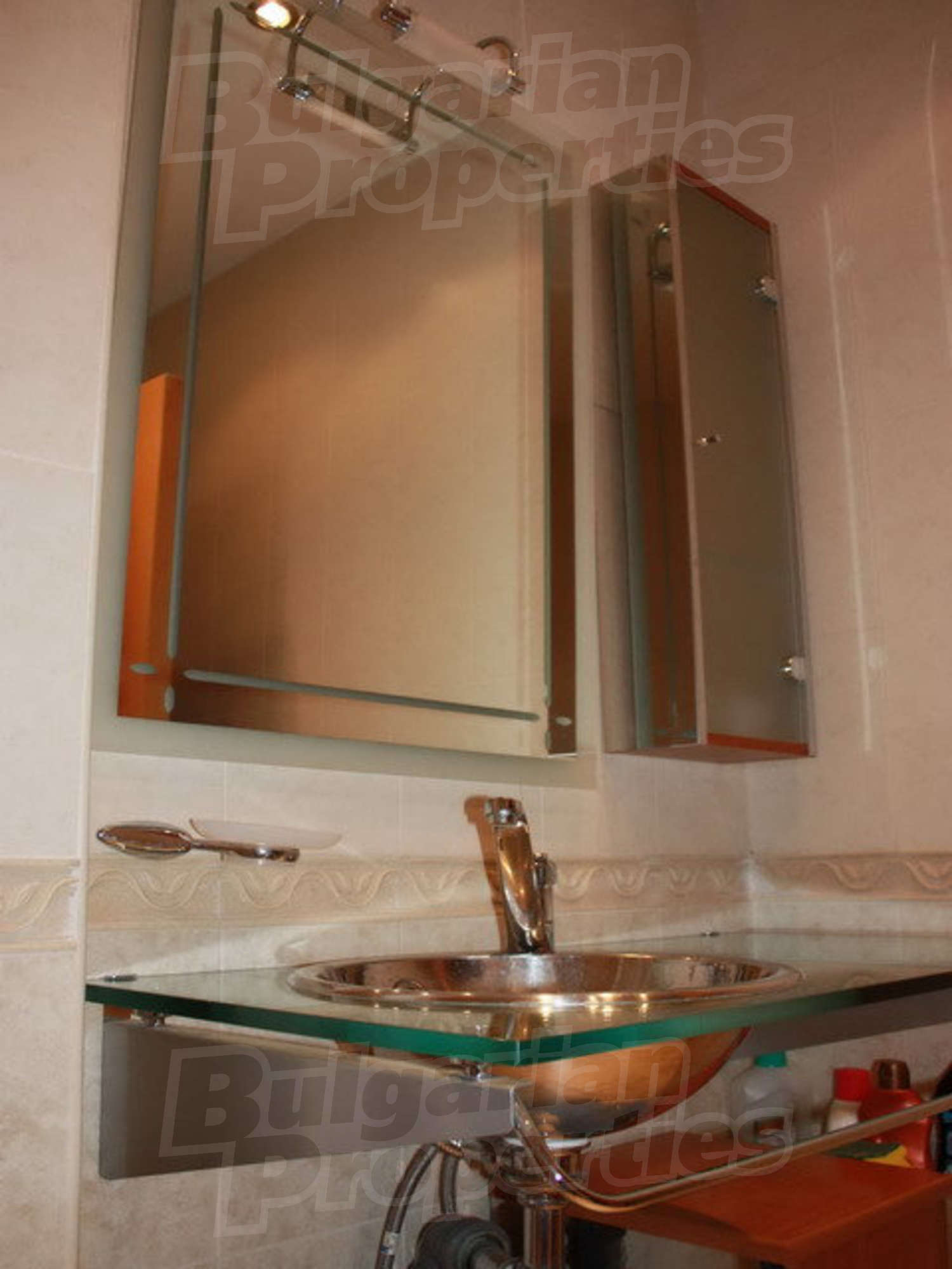 Gallery Picture 12