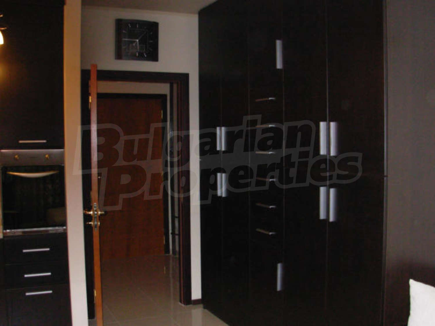 Gallery Picture 6
