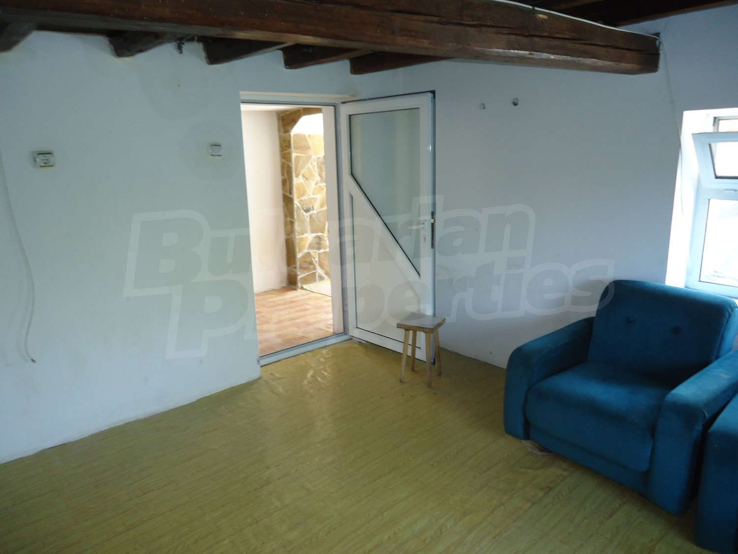 Gallery Picture 10