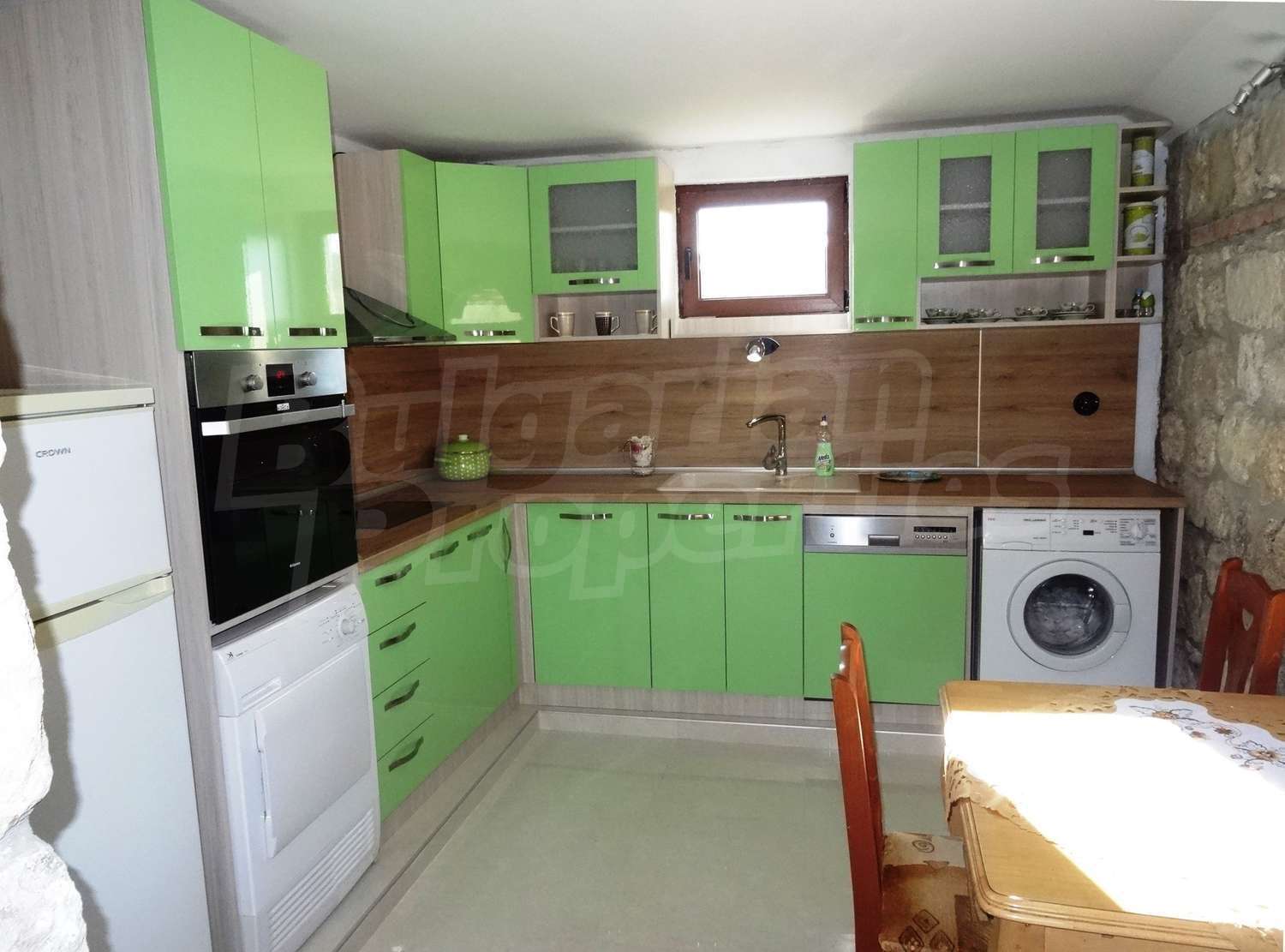 Gallery Picture 2