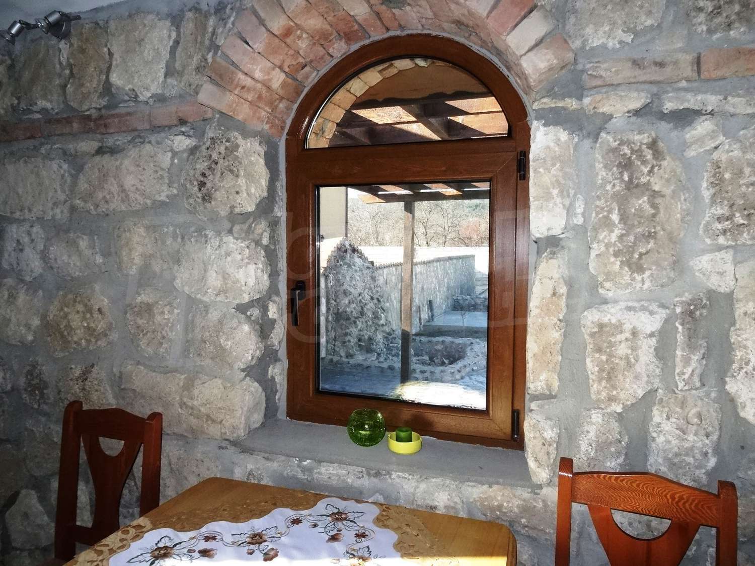 Gallery Picture 6