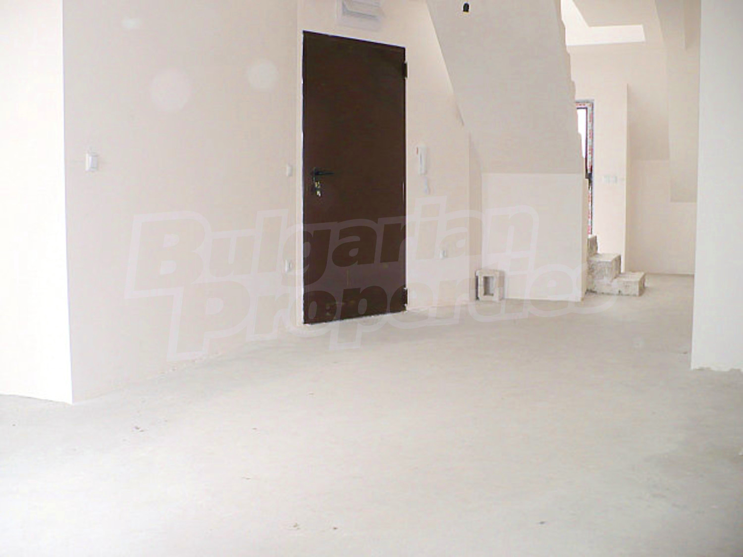Gallery Picture 9