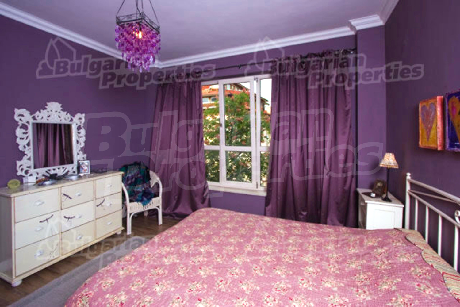 Gallery Picture 10