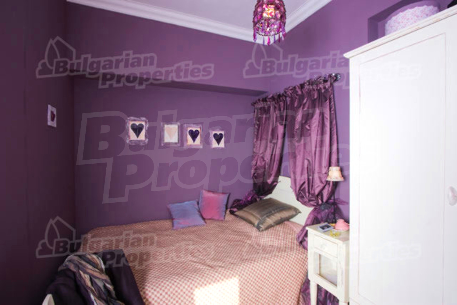Gallery Picture 12