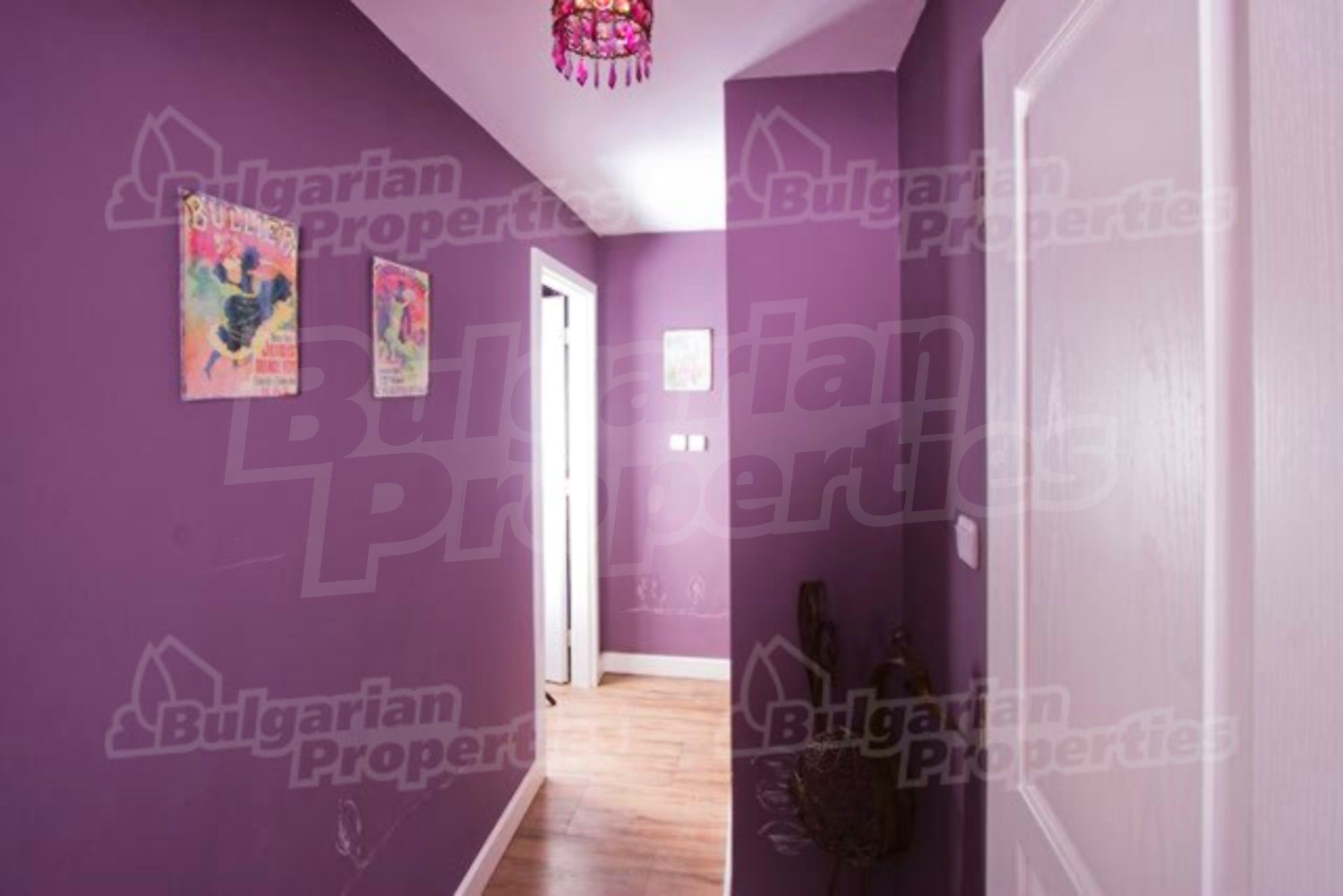 Gallery Picture 16