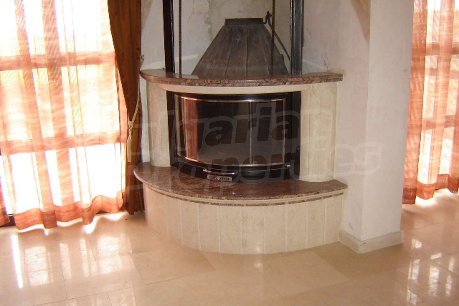 Gallery Picture 12