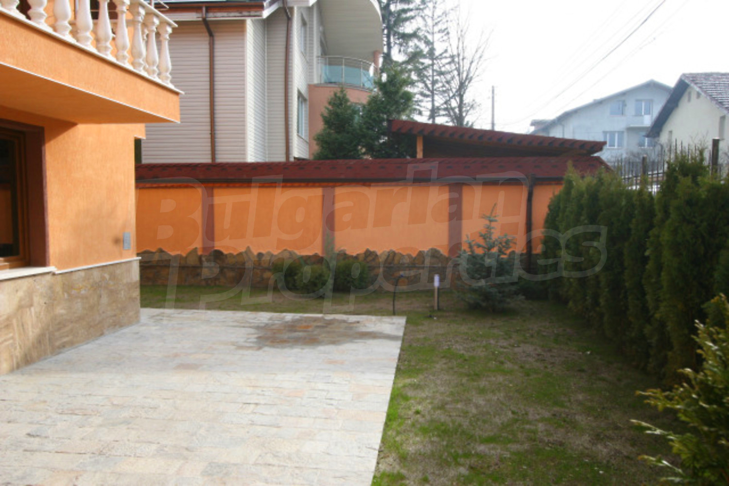 Gallery Picture 10