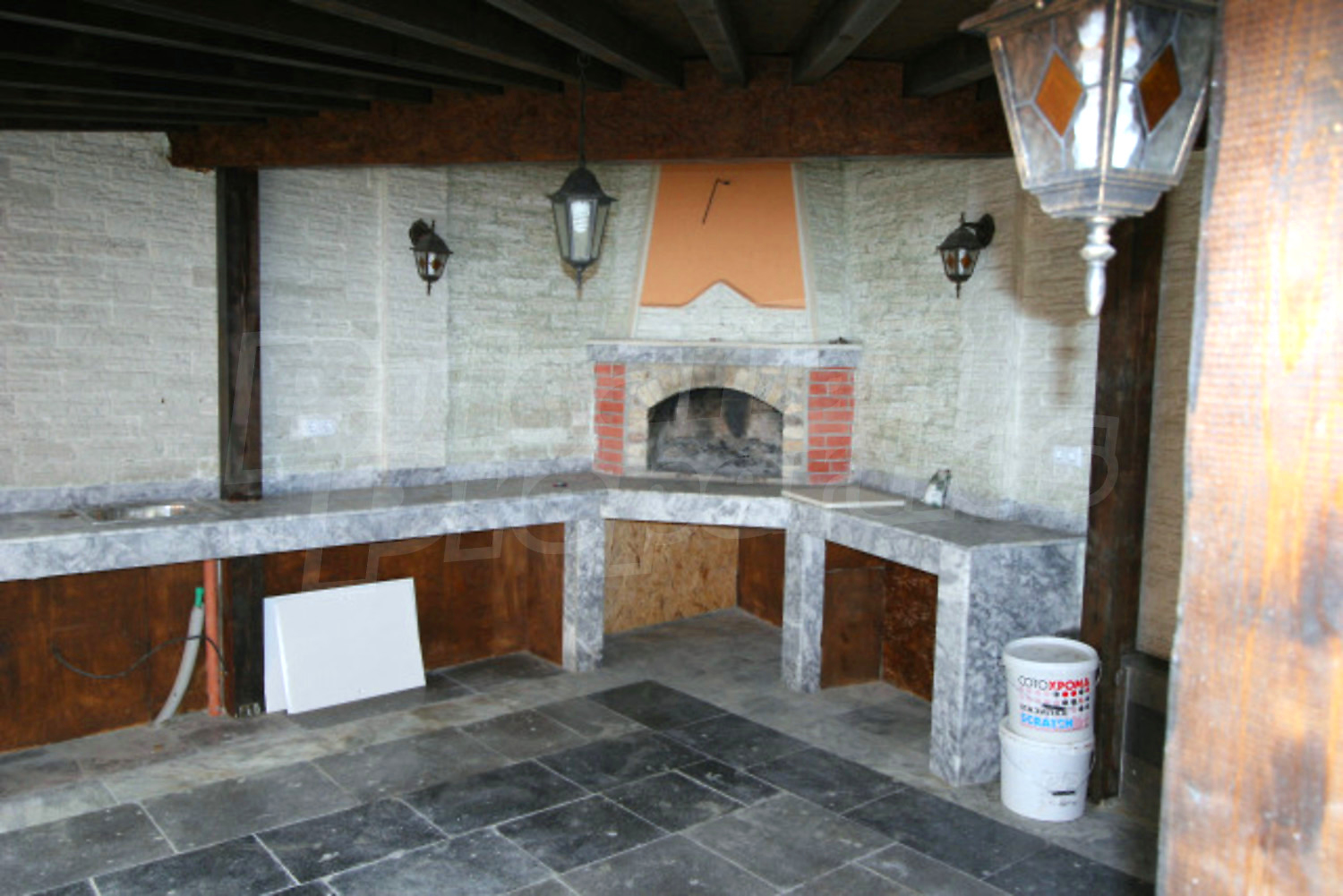 Gallery Picture 12