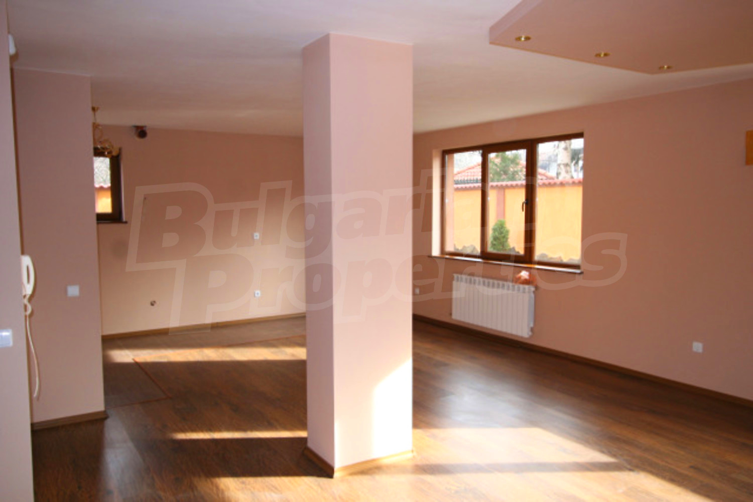 Gallery Picture 25