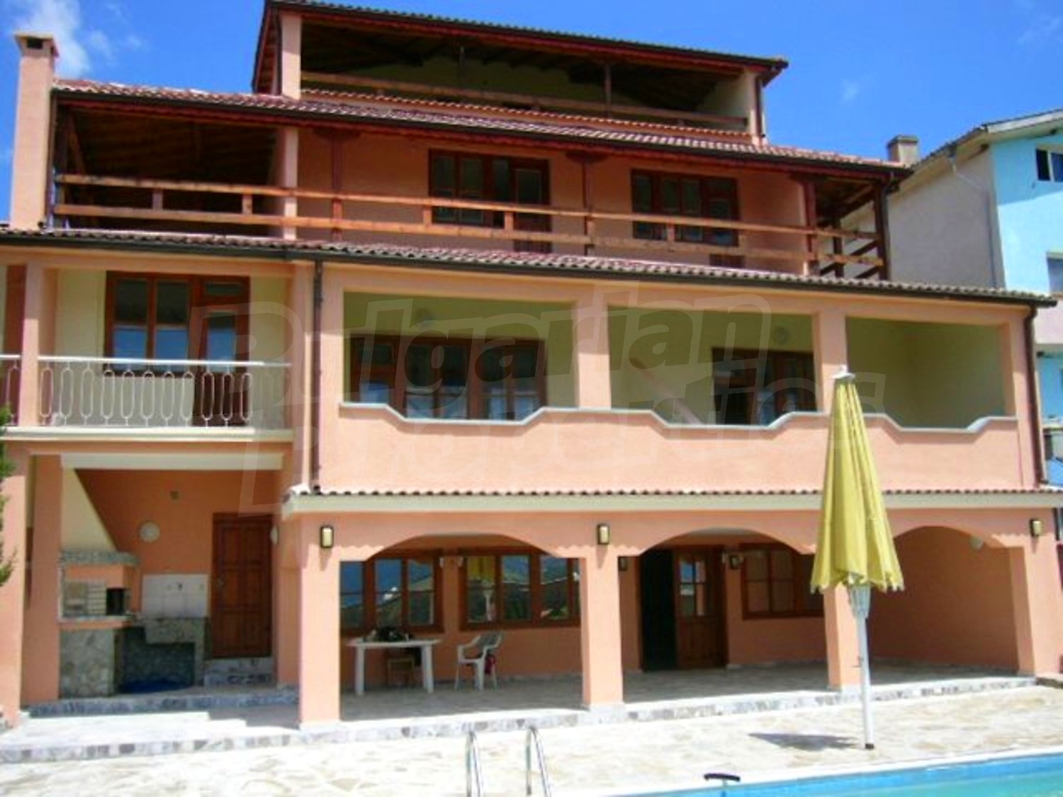 Gallery Picture 2
