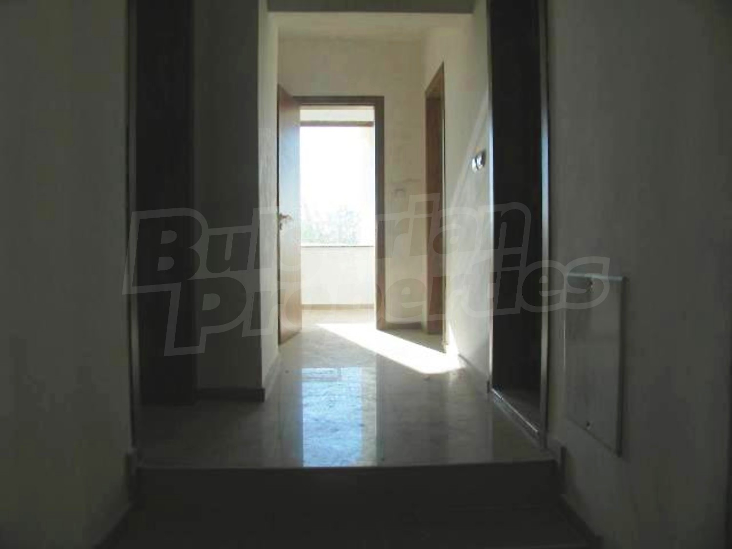Gallery Picture 6