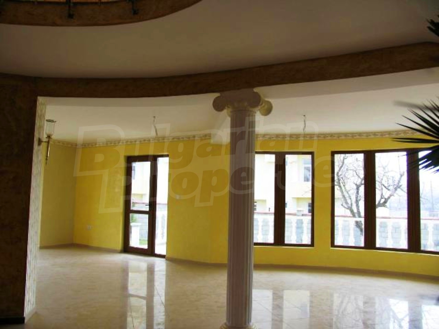 Gallery Picture 11