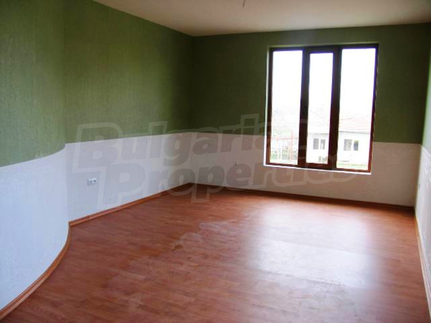 Gallery Picture 28