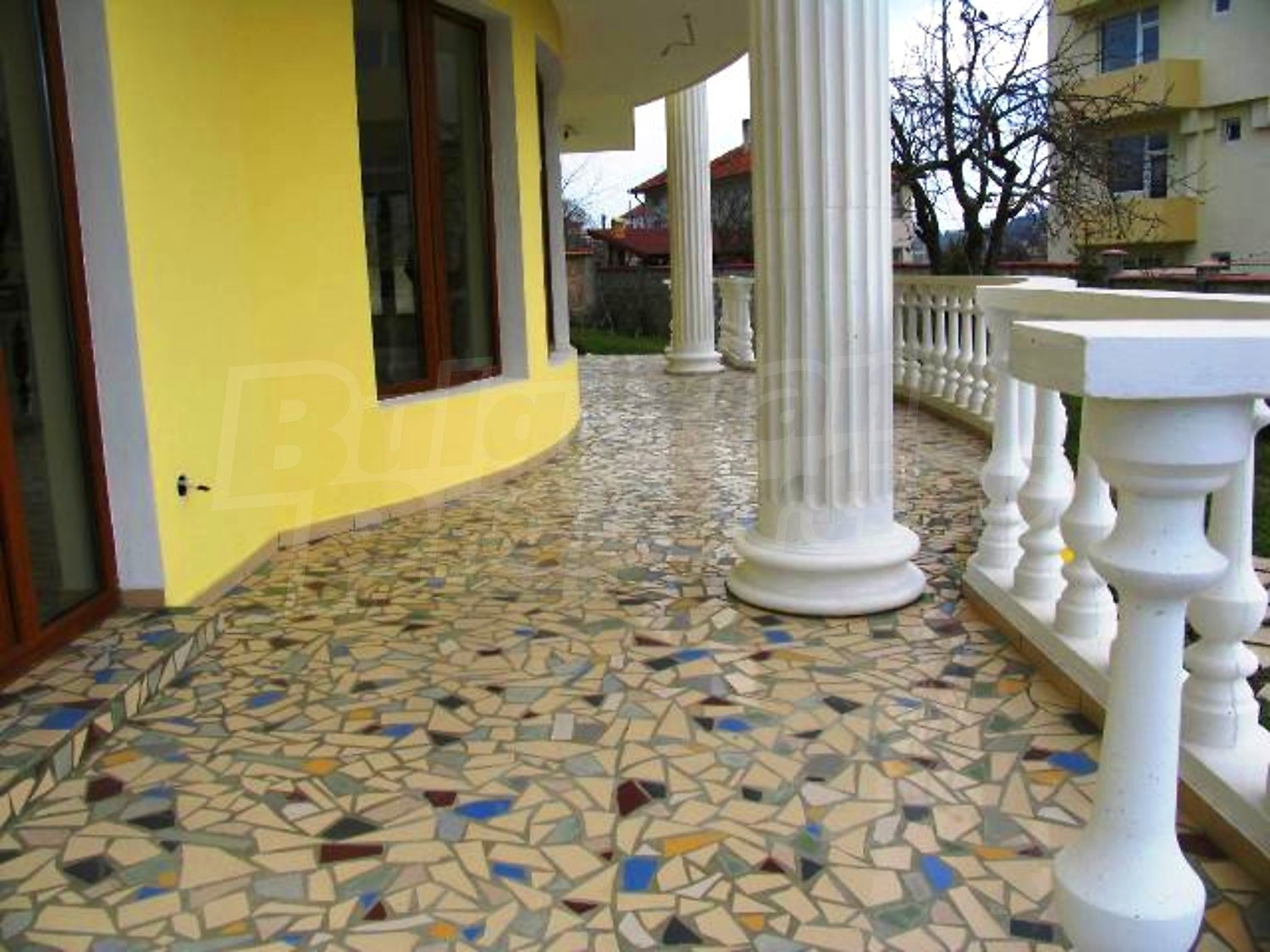 Gallery Picture 6
