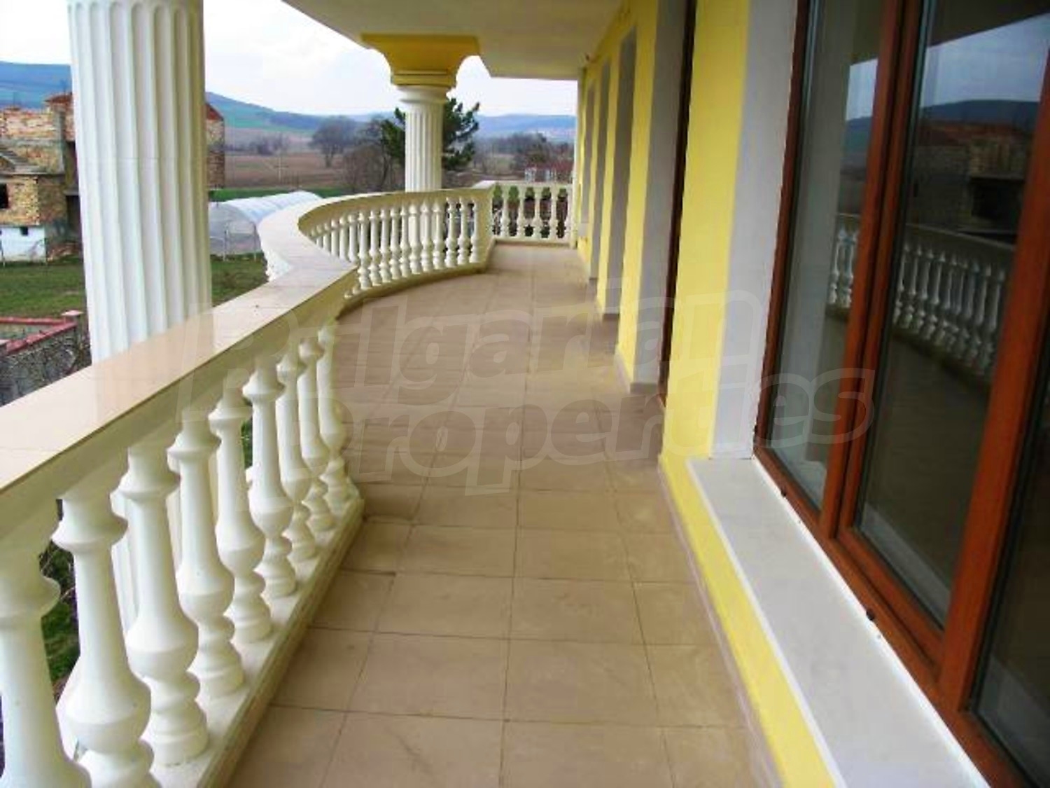 Gallery Picture 7