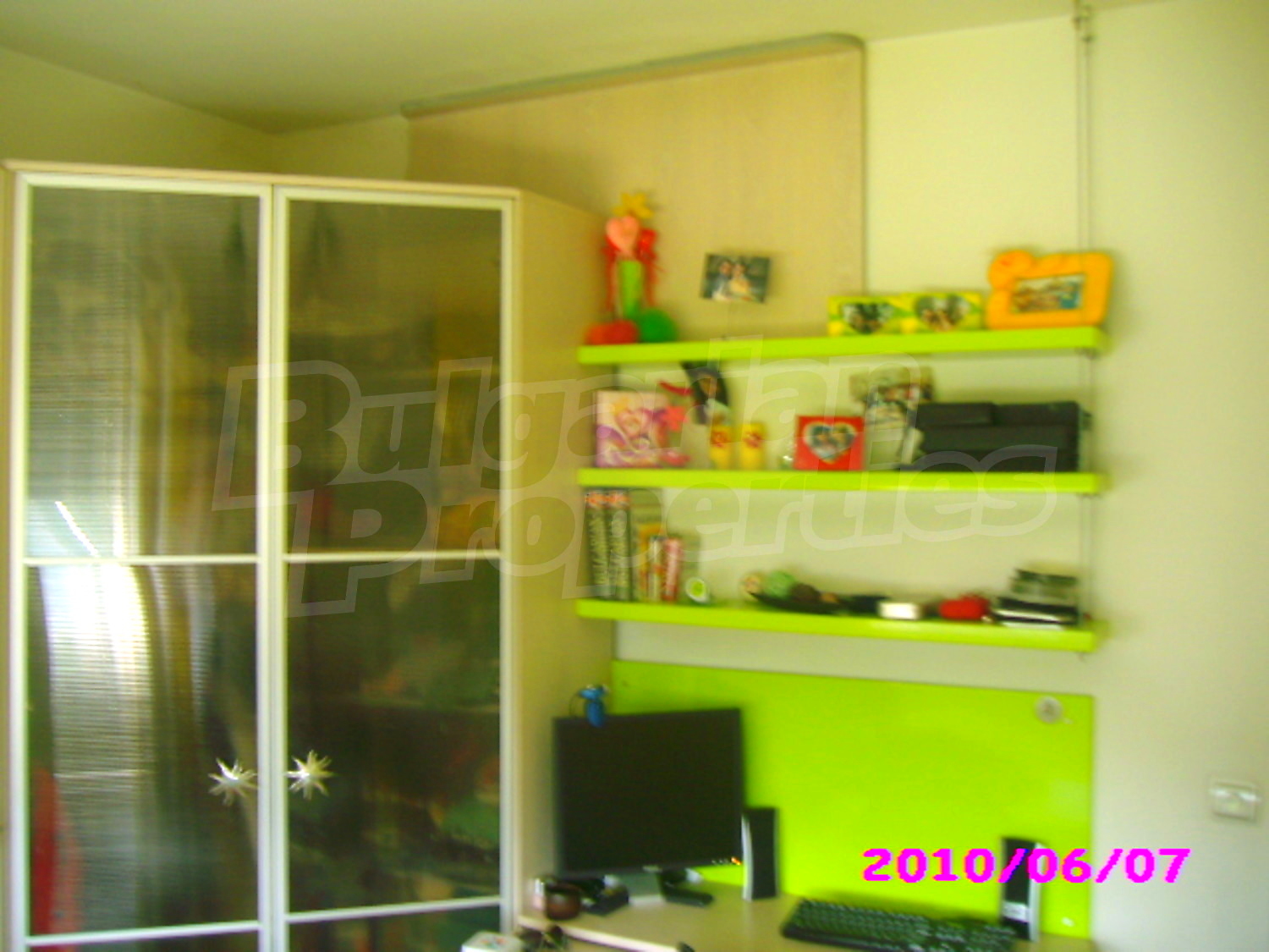 Gallery Picture 6