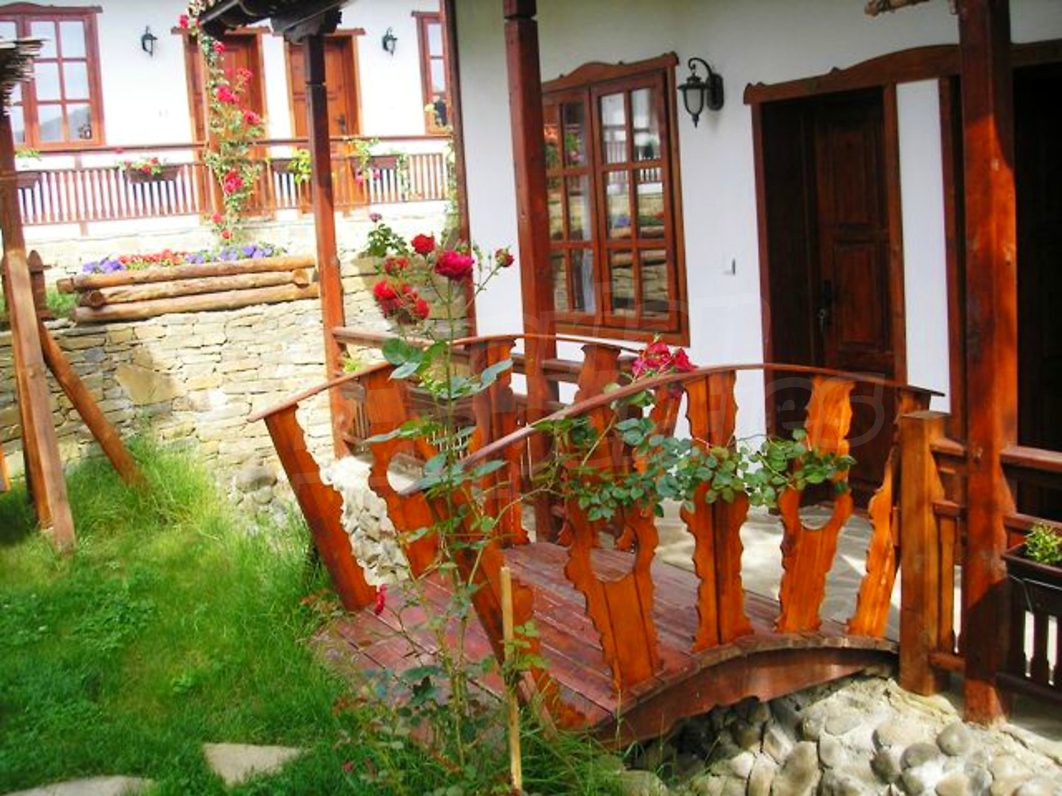 Gallery Picture 11