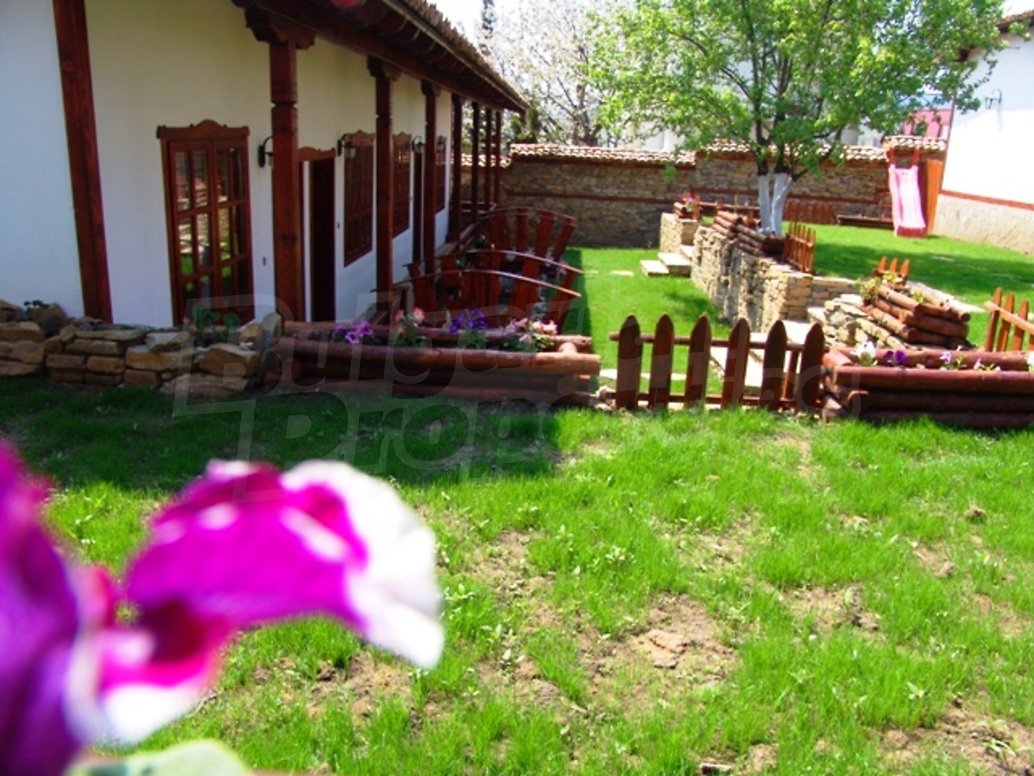 Gallery Picture 6