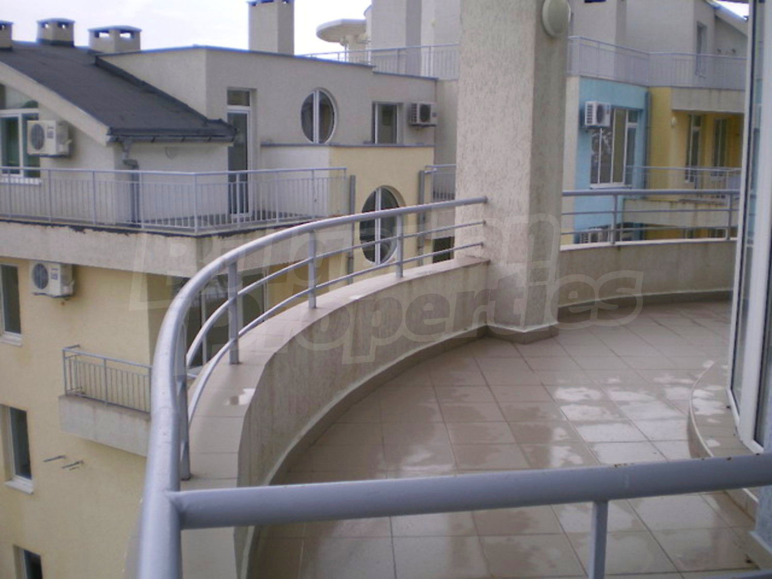 Gallery Picture 22