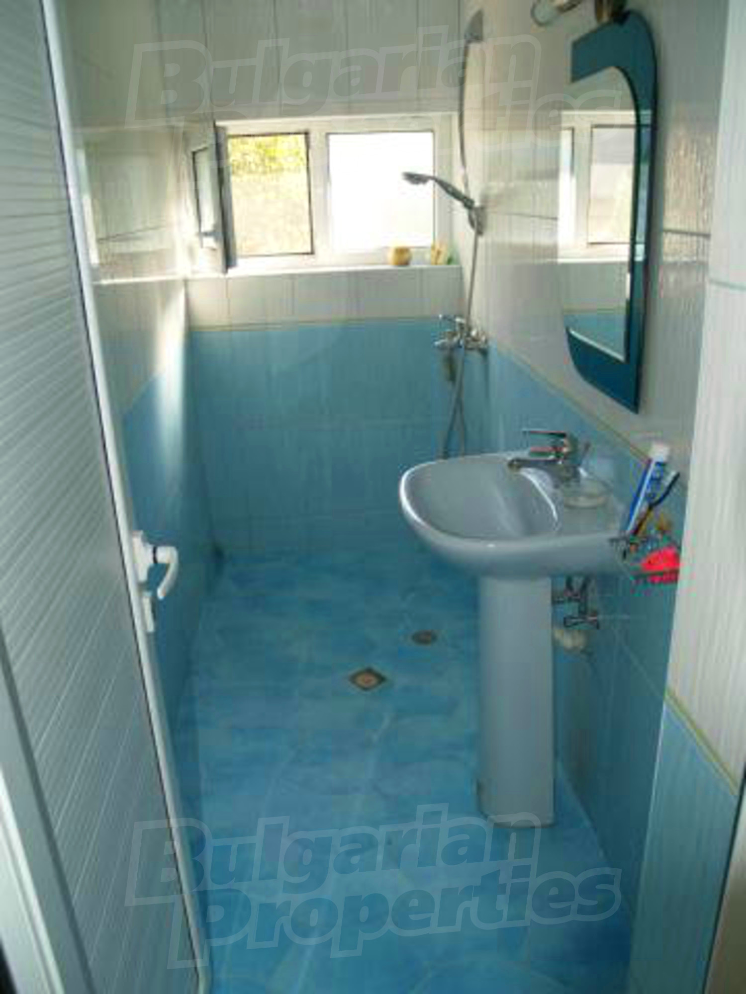 Gallery Picture 17